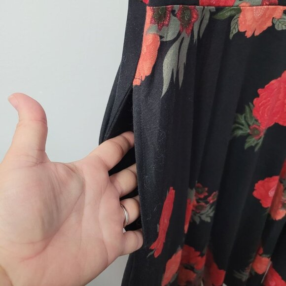 Lularoe Dress Sleeveless Black Red Roses Pockets Womens 2X Basic Classy - Picture 5 of 8